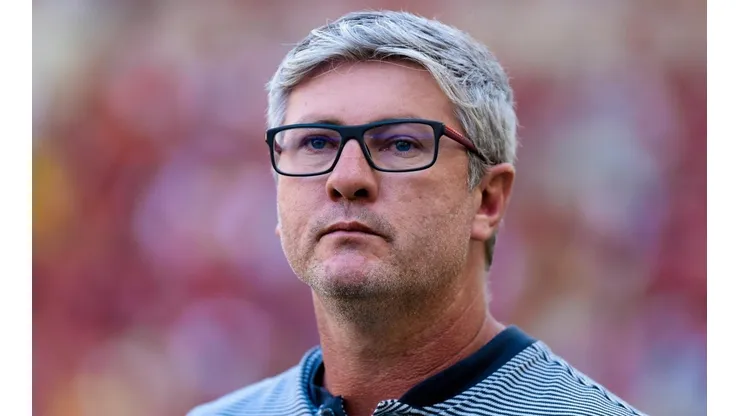Thiago Ribeiro/AGIF - Odair Helmann novo técnico do Santos para 2023