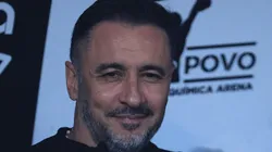 Vitor Pereira tem jogador preferido no Fla e bastidores são revelados