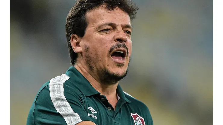 RJ - Rio de Janeiro - 09/11/2022 - BRASILEIRO A 2022, FLUMINENSE X GOIAS - Fernando Diniz tecnico do Fluminense durante partida contra o Goias no estadio Maracana pelo campeonato Brasileiro A 2022. Foto: Thiago Ribeiro/AGIF