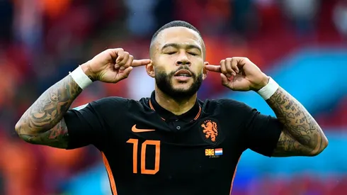 Photo by Piroshka van de Wouw - Pool/Getty Images - Depay deve estrear na Copa