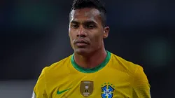 Foto: Thiago Ribeiro/AGIF - Ex-Santos, Alex Sandro se destacou em estreia do Brasil na Copa