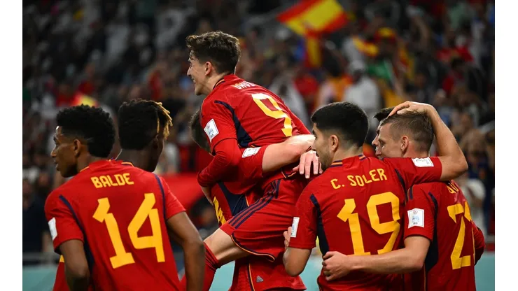 Foto: Clive Mason/Getty Images - A Espanha estreou fazendo história ao golear a Costa Rica