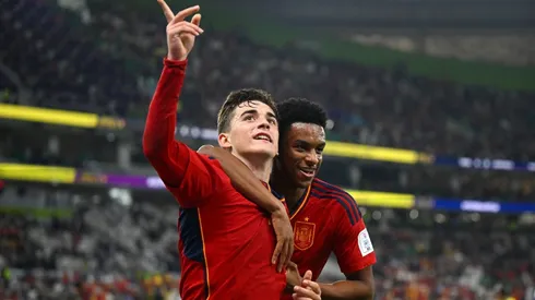 Photo by Clive Mason/Getty Images - Gavi faz grande partida na sua estreia em Copa do Mundo