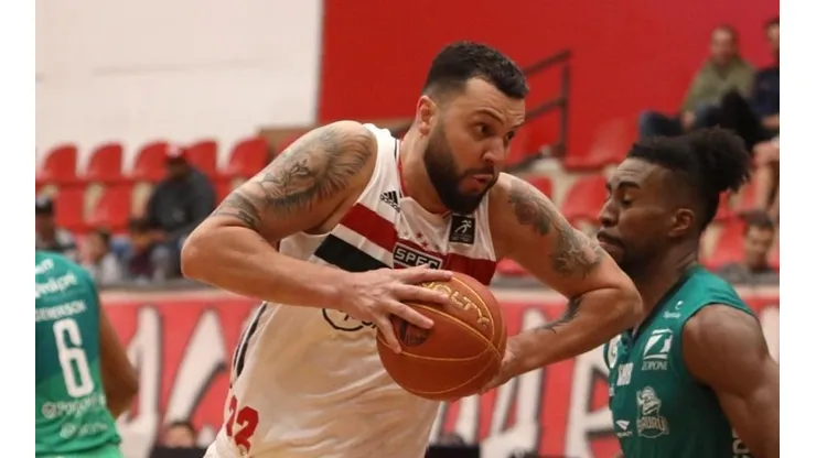 Ansaloni se destacou na vitória do São Paulo contra o Bauru