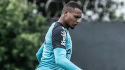 Rueda surpreende e entrega ao vivo decisão sobre futuro de John