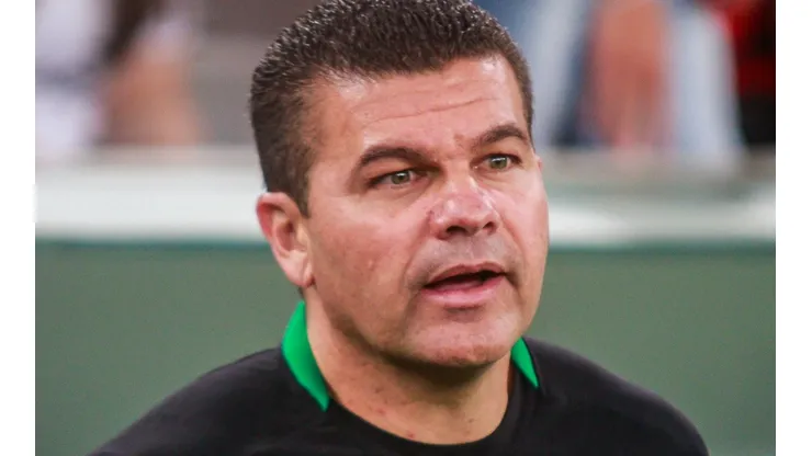 Gabriel Machado/AGIF. Umberto Louzer é o líder do CRB em busca do acesso em 2023