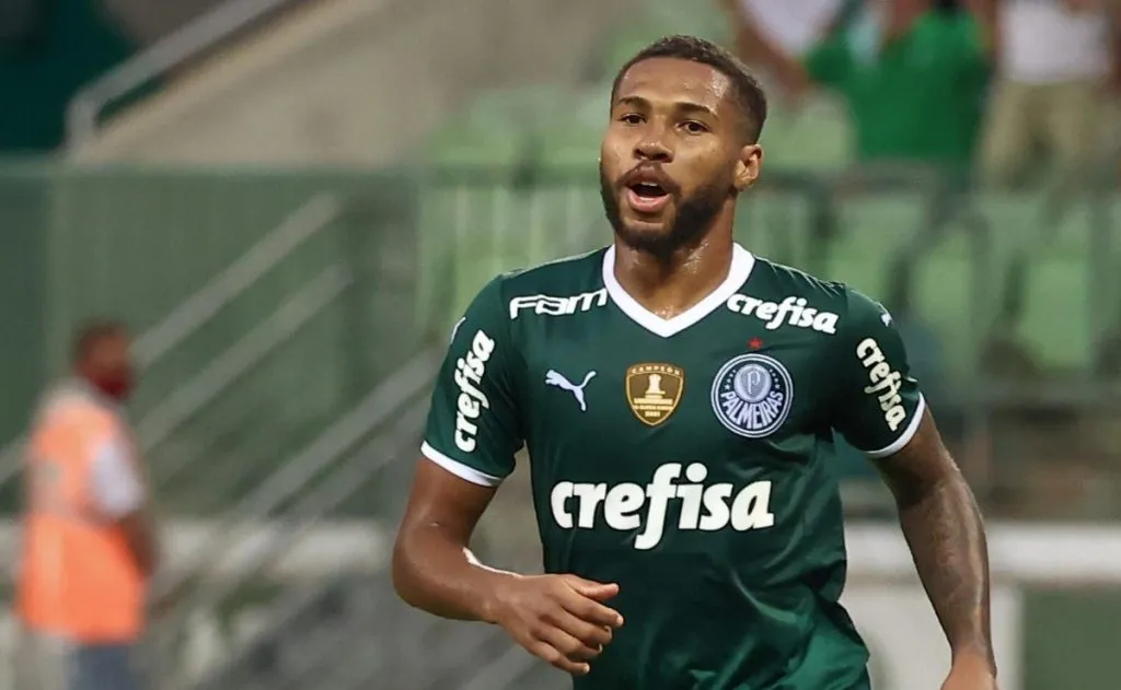 Wesley atuando nos tempos de Alviverde. Foto: Marcello Zambrana/AGIF