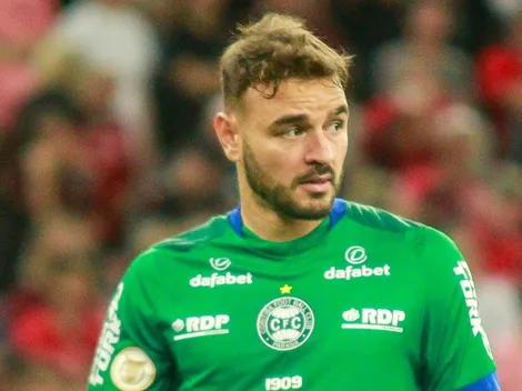 'Parças’ viram alvo da torcida após Gabriel ser parabenizado pelo Coritiba