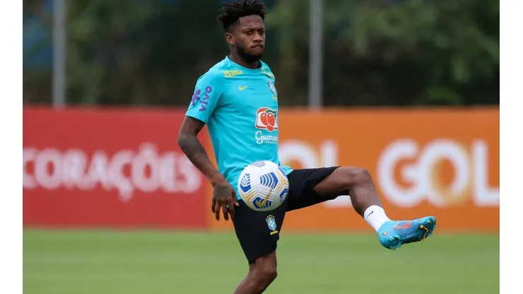  Felipe Conceição contesta 'falha de Tite' na convocação de Fred e sugere meio-campista do América no lugar 