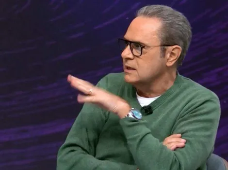 Luis Roberto tira onda com a torcida do São Paulo