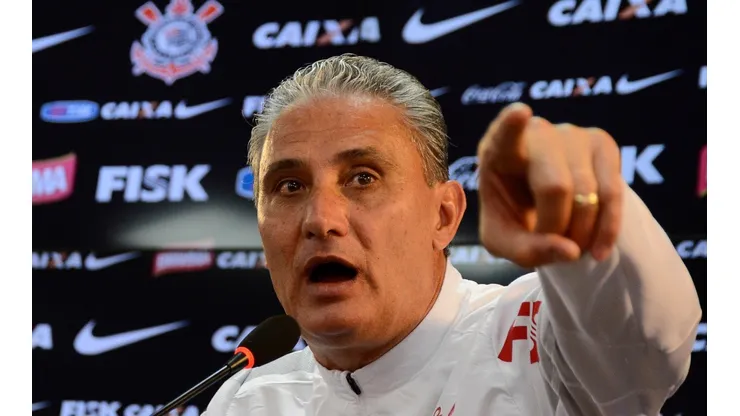 Mauro Horita/AGIF - Tite 'põe o dedo' em contratação do Corinthians