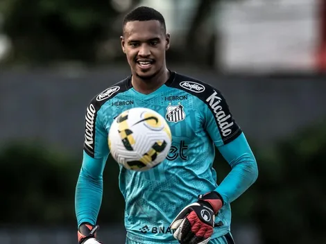 Casares e Ceni podem ver John jogar em rival carioca em 2023