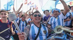 Christopher Pike/Bloomberg via Getty Images - Torcedores argentinos no Catar