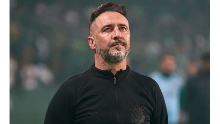 Foto: Gabriel Machado/AGIF - Vítor Pereira se despediu do Corinthians