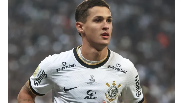 Foto: Marcello Zambrana/AGIF - Mateus Vital terminou a temporada como titular do Corinthians