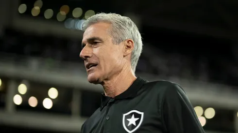 Foto: Jorge Rodrigues/AGIF - Luís Castro tem experiência trabalhando na base.