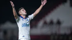 Foto: Heber Gomes/AGIF - Bissoli foi artilheiro do Avaí no Brasileirão