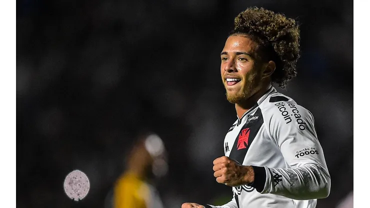 Foto: Thiago Ribeiro/AGIF - Figueiredo só não jogou duas partidas na Série B.