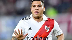 Marcelo Endelli / Correspondente / Getty Images - Quintero pelo River.