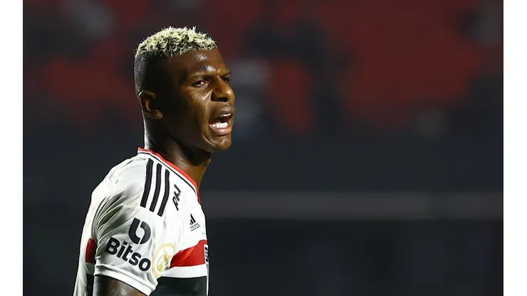 Marcello Zambrana/AGIF/ "A diretoria do São Paulo...."; Arboleda é sincero sobre REFFIS do São Paulo e estreia na Copa contra o Qatar.