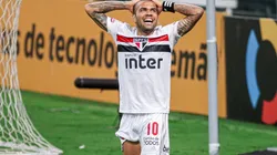 Fernando Alves/AGIF - Daniel Alves tem bastidores expostos na Seleção