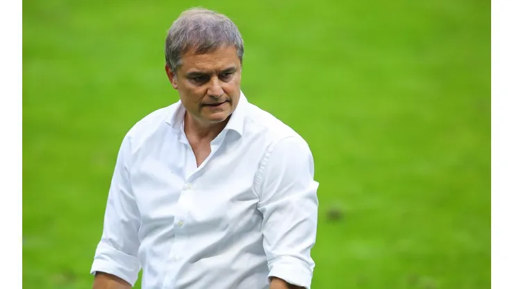 Pedro H. Tesch/AGIF/ "Analisa a possibilidade de..."; Aguirre define próprios passos e agita clubes brasileiros.