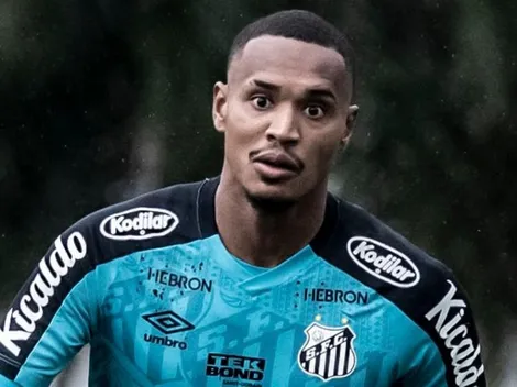 São Paulo aceita liberar meia para o Santos em troca por John