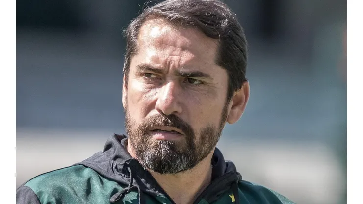 Robson Mafra/AGIF - Gustavo Morínigo no comando do Coxa.