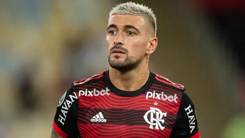 Foto: Thiago Ribeiro/AGIF - Arrascaeta é o grande meia do Flamengo.