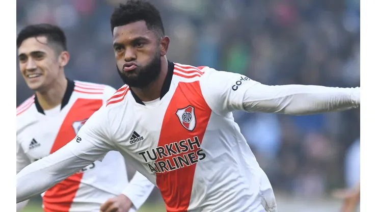 Foto: Rodrigo Valle/Getty Images - Quintero vinha sendo parceiro de Borja no River Plate; meia interessa ao Peixe