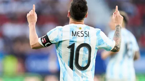 Photo by Juan Manuel Serrano Arce/Getty Images - Grande nome da Argentina, Lionel Messi marcou um golaço no amistoso
