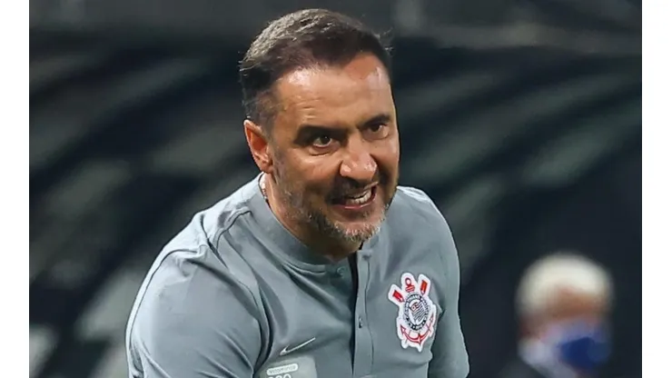 Foto: Marcello Zambrana/AGIF - Vítor Pereira já confirmou sua saída do Corinthians.
