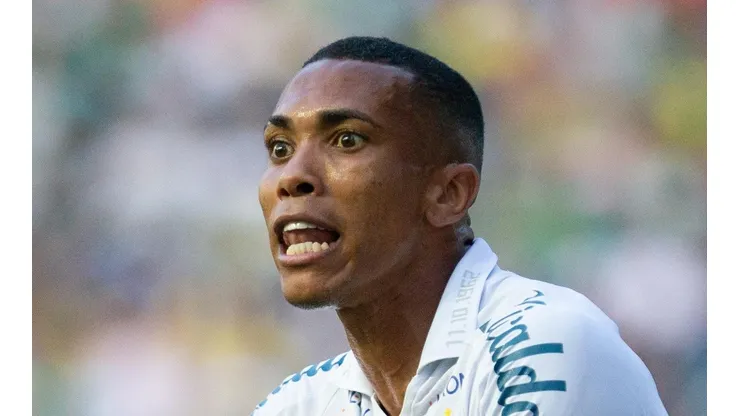 Foto: Gil Gomes/AGIF - Substituto de Madson vira assunto no Santos