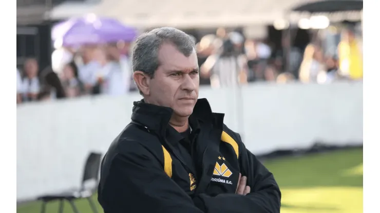 Foto: Celso da Luz/Criciúma/ Cláudio Tencati tem mais um lateral confirmado no Criciúma para 2023.
