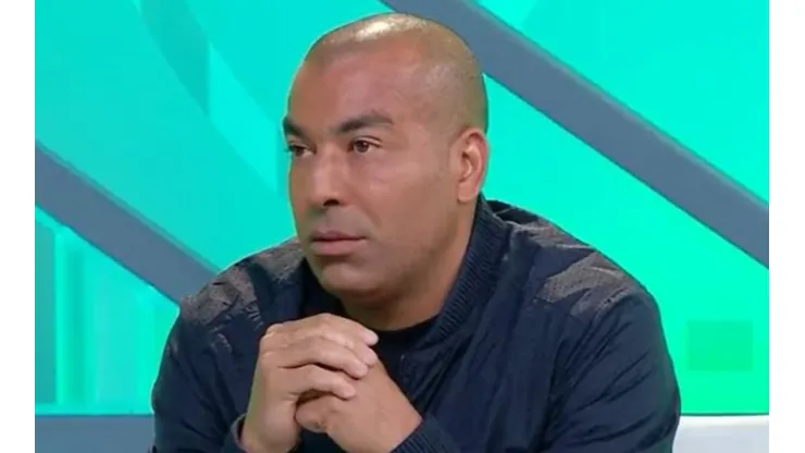 Foto: Reprodução/SBT - Sheik não aliviou ao titular do Flamengo.