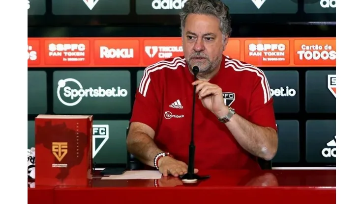 Casares deixa caminho livre para o Fluminense (Foto: Reprodução/São Paulo FC)