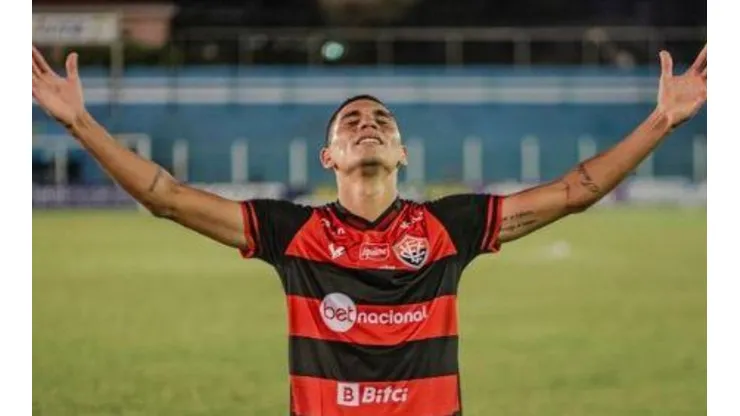 Foto: Arquivo Pessoal Léo Gomes/Instagram - Léo Gomes foi um dos destaques do Vitória na temporada