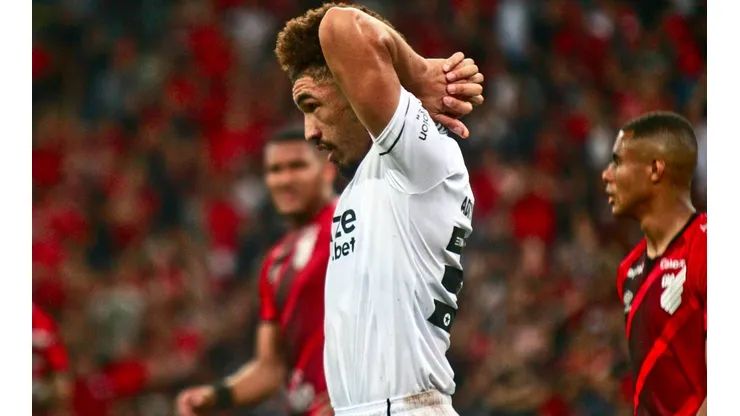 Foto: Gabriel Machado/AGIF - Botafogo ficou fora da Libertadores