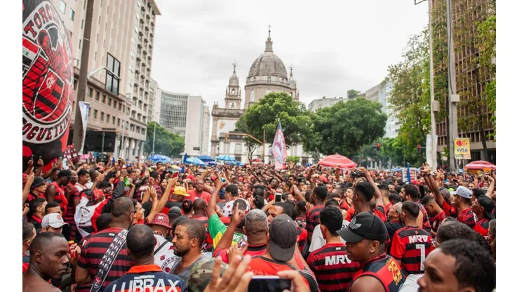 Allan Carvalho/AGIF - Torcedores do Flamengo.