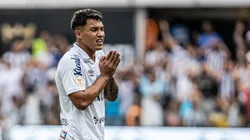 Foto: Raul Baretta/AGIF - Santos foi derrotado pelo Fortaleza e atrapalhou o São Paulo