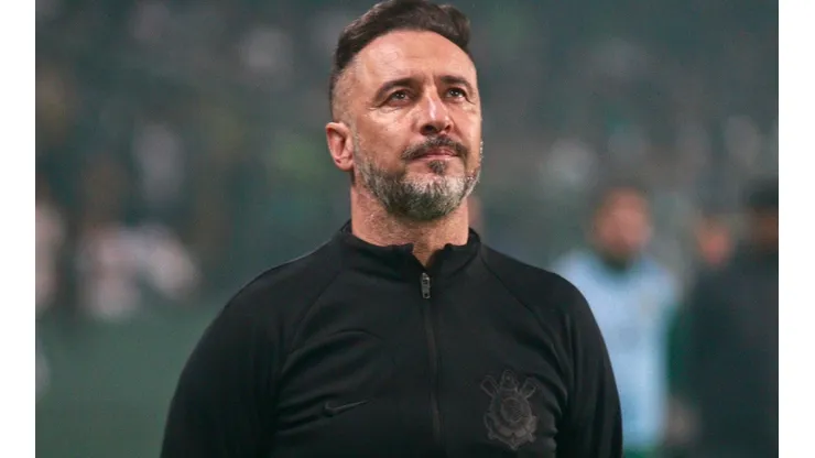 Foto: Gabriel Machado/AGIF - Vítor Pereira já sabe se continua ou não no Corinthians em 2023