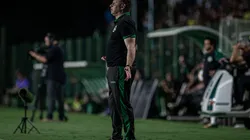 Foto: Isabela Azine/AGIF - Celso Roth pediu a permanência de dois jogadores do Juventude