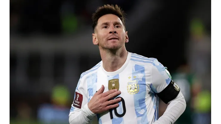 Photo by Juan I. Roncoroni - Pool/Getty Images - Lionel Messi comanda a Argentina que busca o título da Copa do Mundo