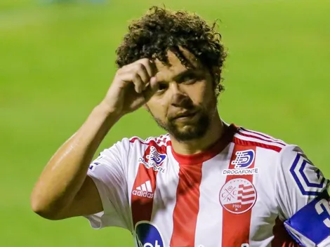 Dirigente expõe bastidores de negociação para permanência de Victor Ferraz no Náutico