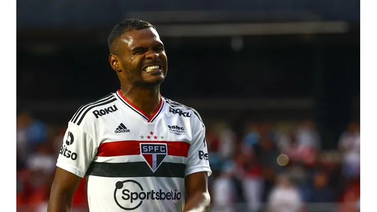 Nikão tem contrato com o São Paulo até 2024 (Foto: Marcello Zambrana/AGIF)