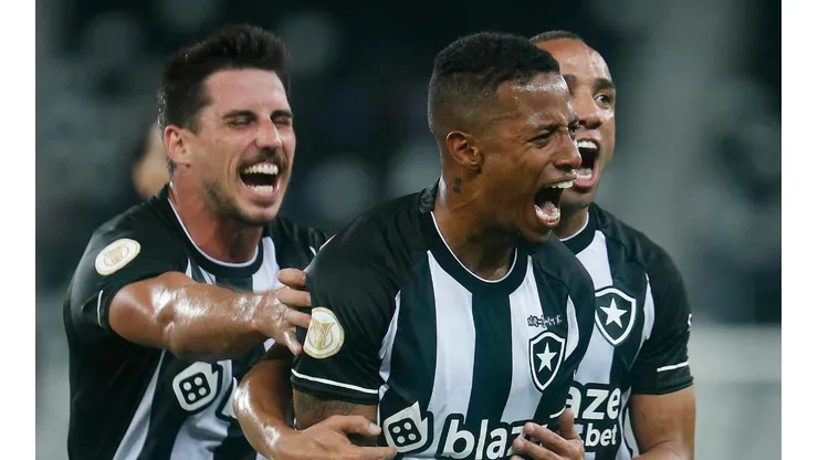 Vítor Silva/Botafogo - Botafogo e Santos se enfrentam sonhando com a Libertadores