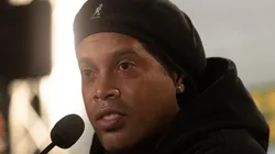 Parça de Ronaldinho diz que foi prejudicado pelo Flamengo