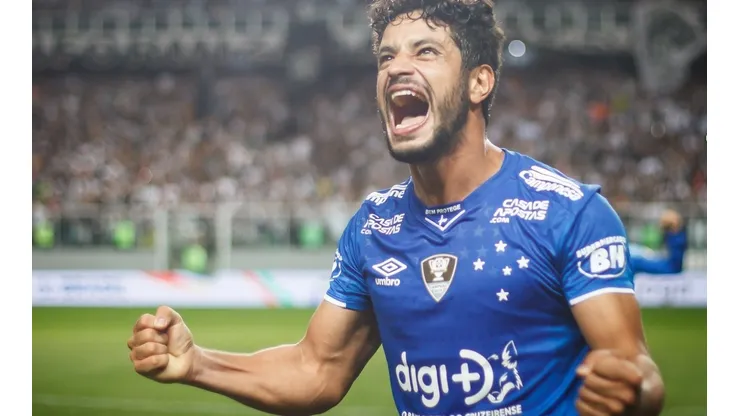 Foto: Vinnicius Silva/Cruzeiro - Léo teve a companhia de Cacá em um dos períodos mais complicados da história do Cruzeiro