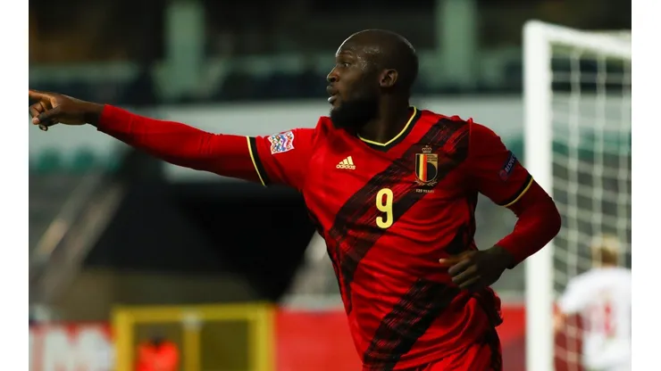Photo by Dean Mouhtaropoulos/Getty Images - Lukaku é o homem gol da Bélgica para Copa do Mundo