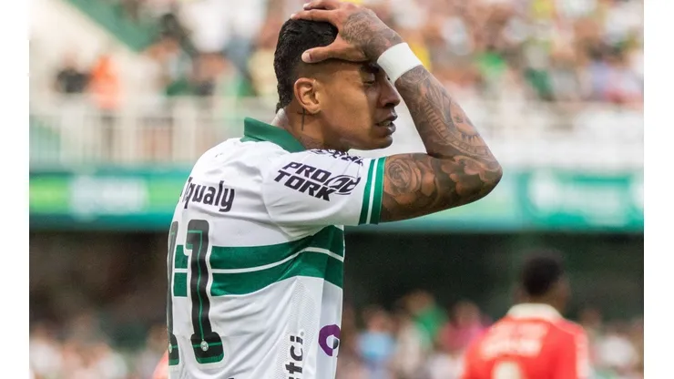 Foto: Robson Mafra/AGIF - Alef Manga tem contrato no Coritiba agora até o fim de 2024